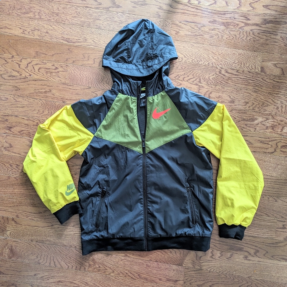 Nike Rockin Gel Windrunner Hooded Size Youth XL (NWOT)